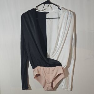 Chic Colorblock Bodysuit in Black, White